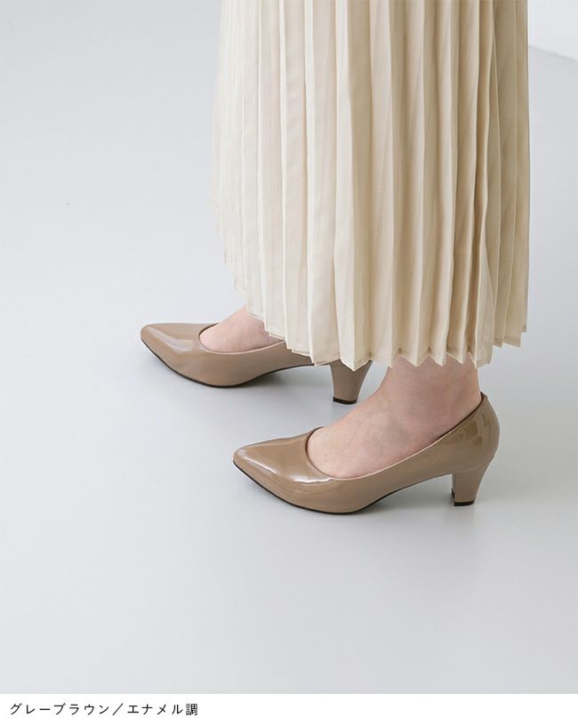 menue(メヌエ) 4E 幅広 チャンキーヒール ポインテッドトゥ パンプス