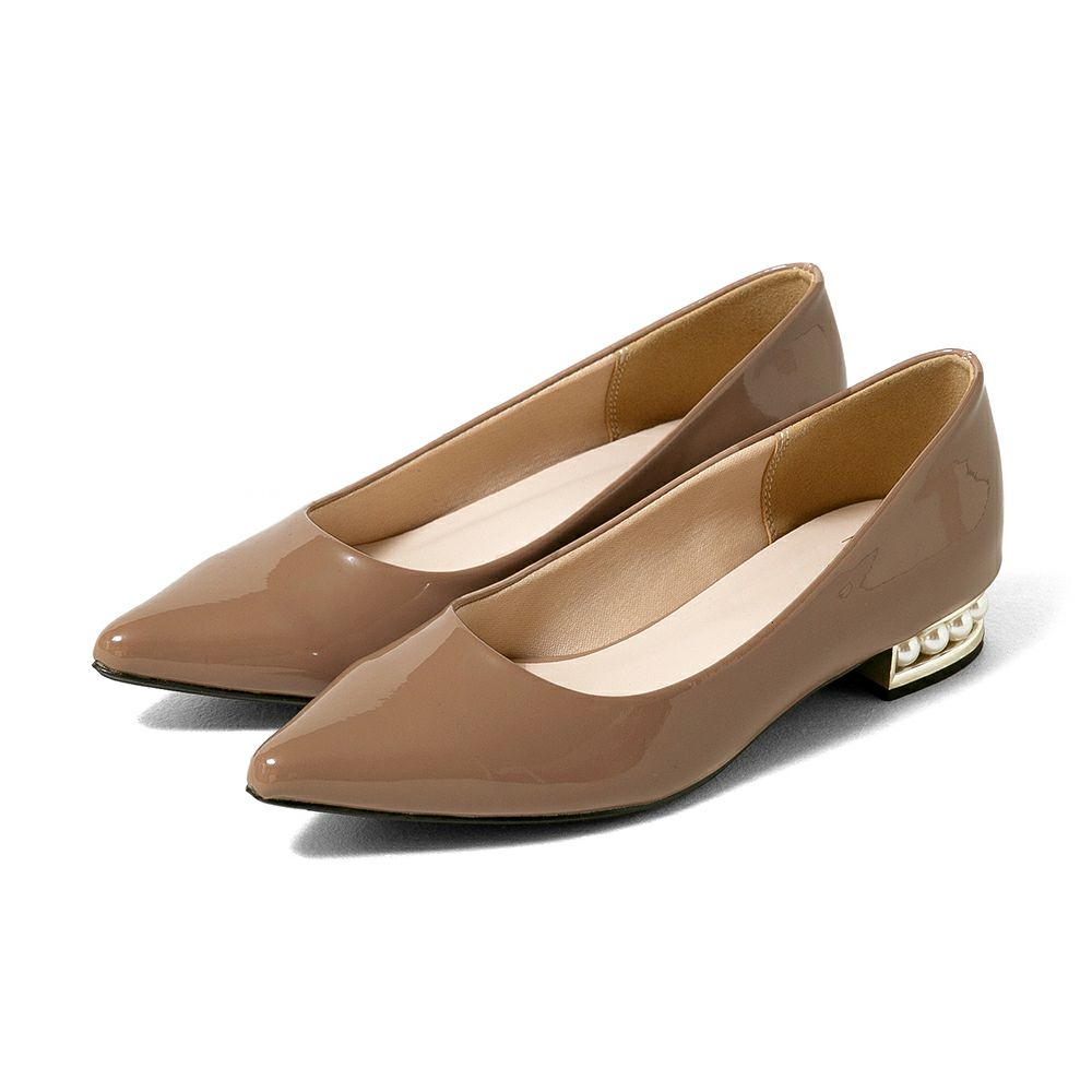 menue（メヌエ） ヒールコンシャス パールモチーフ ポインテッドトゥ パンプス