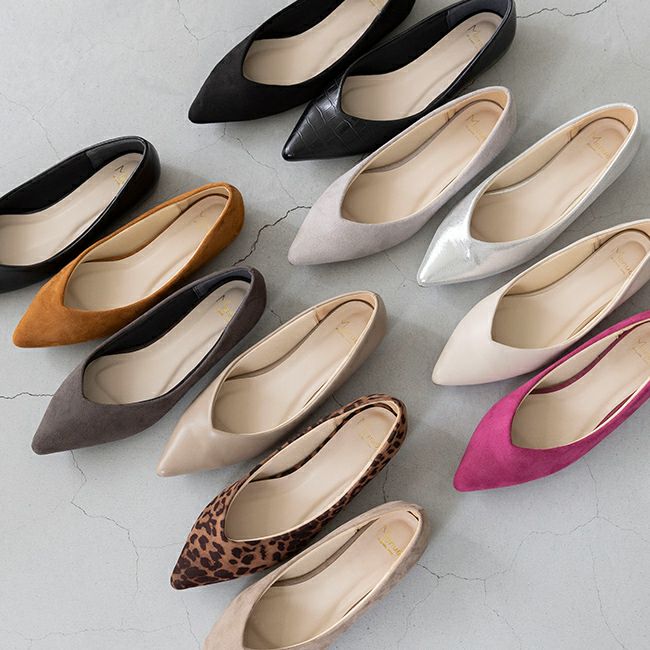 menue (メヌエ) ポインテッドトゥ Vカットデザイン ローヒール パンプス