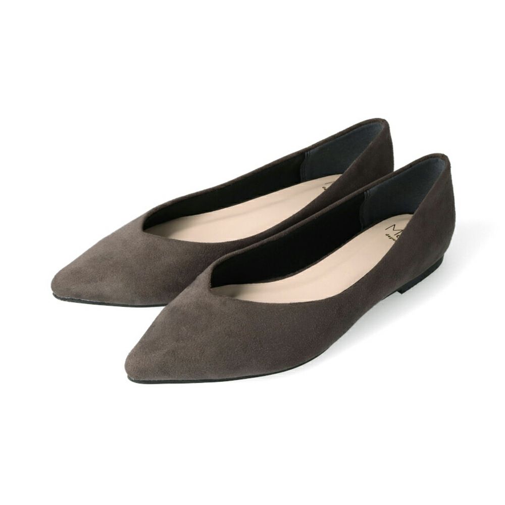 menue (メヌエ) ポインテッドトゥ Vカットデザイン ローヒール パンプス