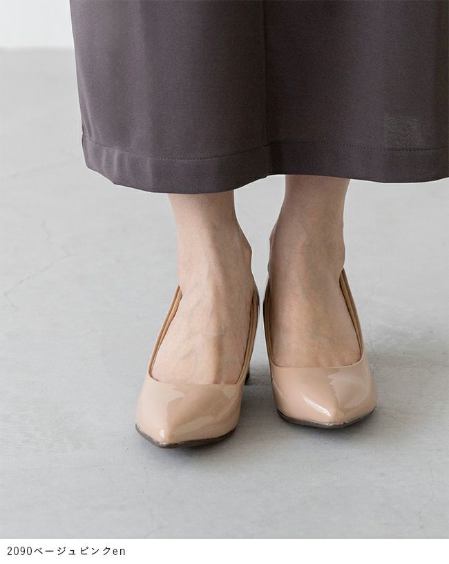 flune（フリューン） 幅広 4E ポインテッドトゥ チャンキーヒール パンプス freely