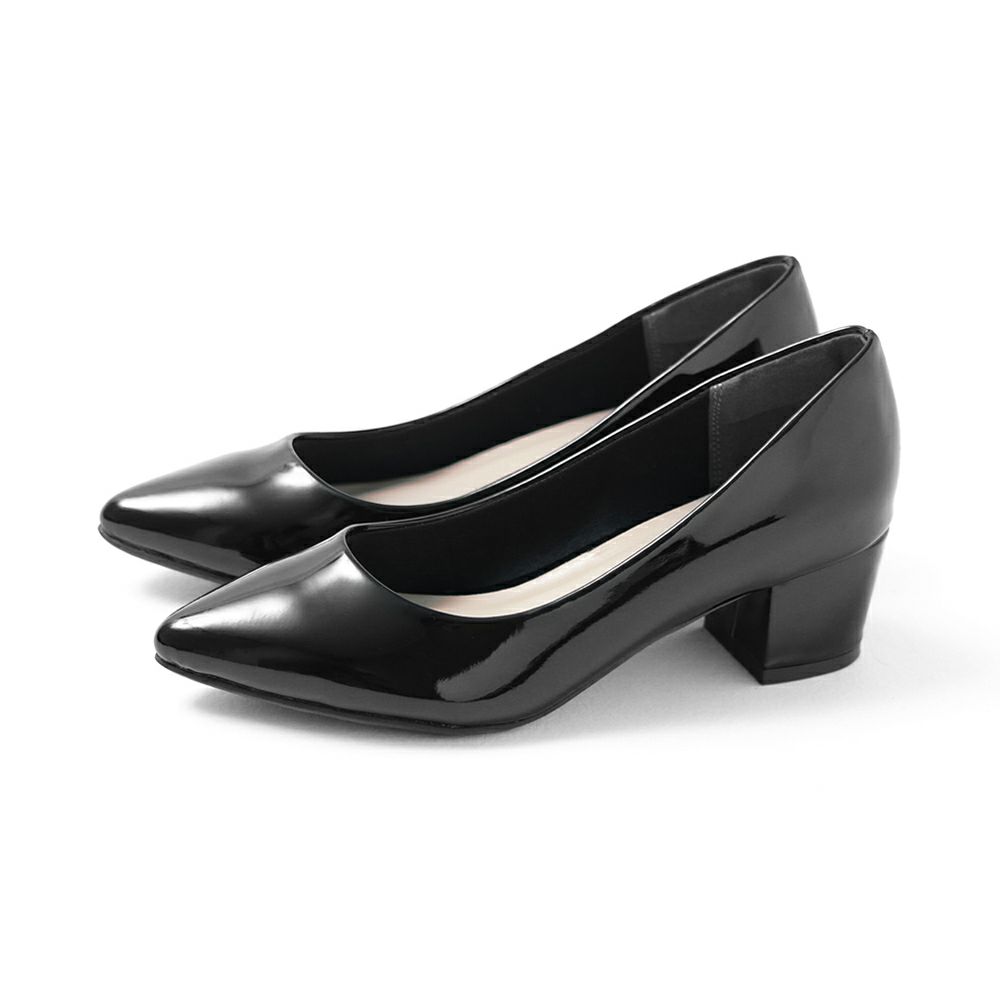 flune（フリューン） 幅広 4E ポインテッドトゥ チャンキーヒール パンプス freely