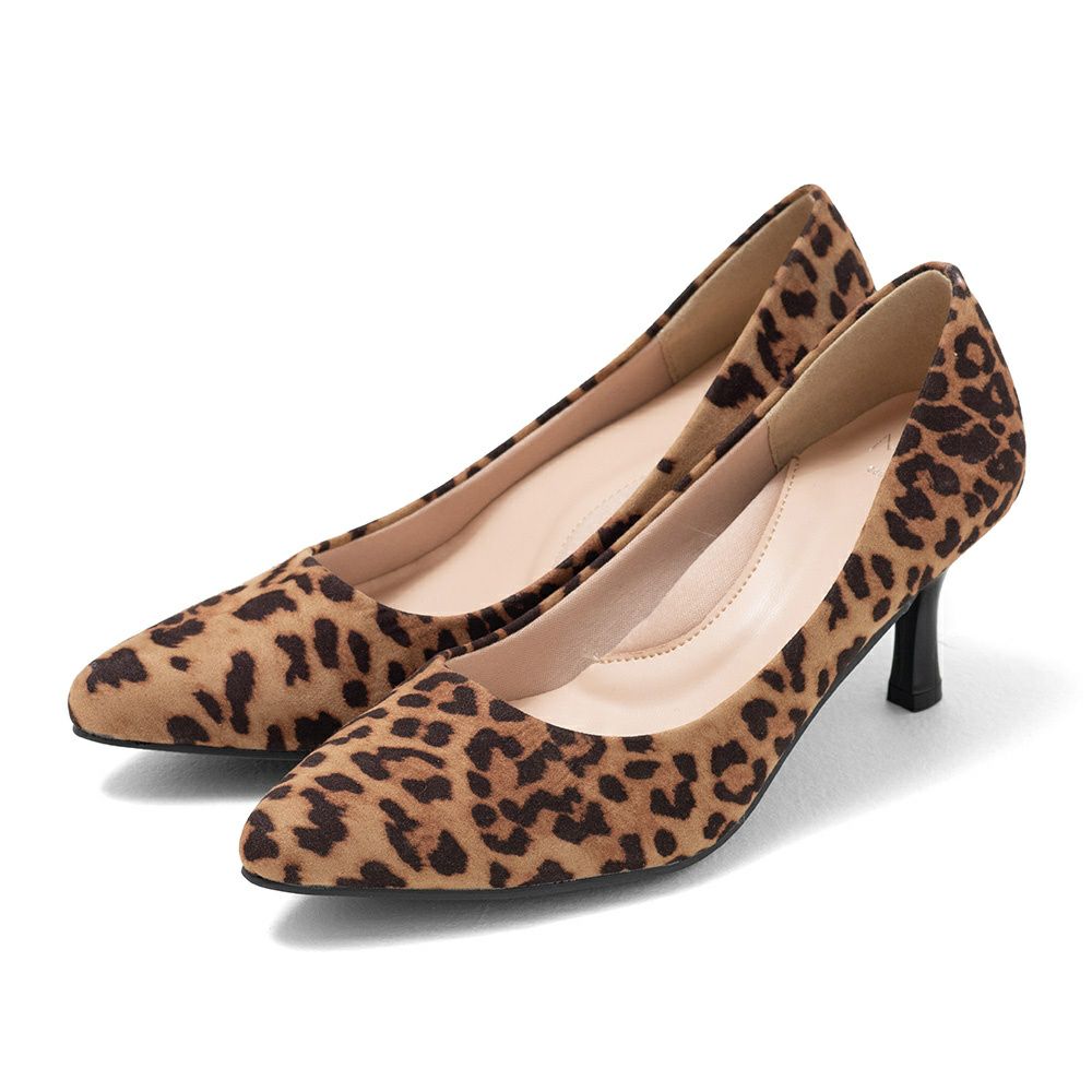 menue（メヌエ） ふわっふわの履き心地 ポインテッドトゥ パンプス