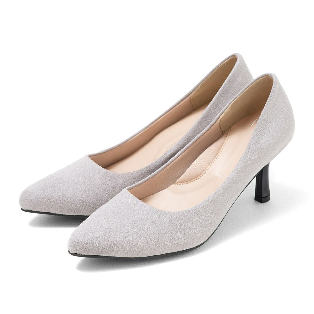 menue（メヌエ） ふわっふわの履き心地 ポインテッドトゥ パンプス