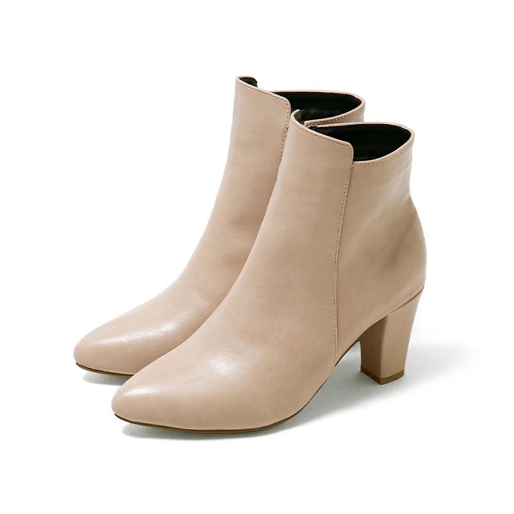 menue（メヌエ） ポインテッドトゥショートブーツ