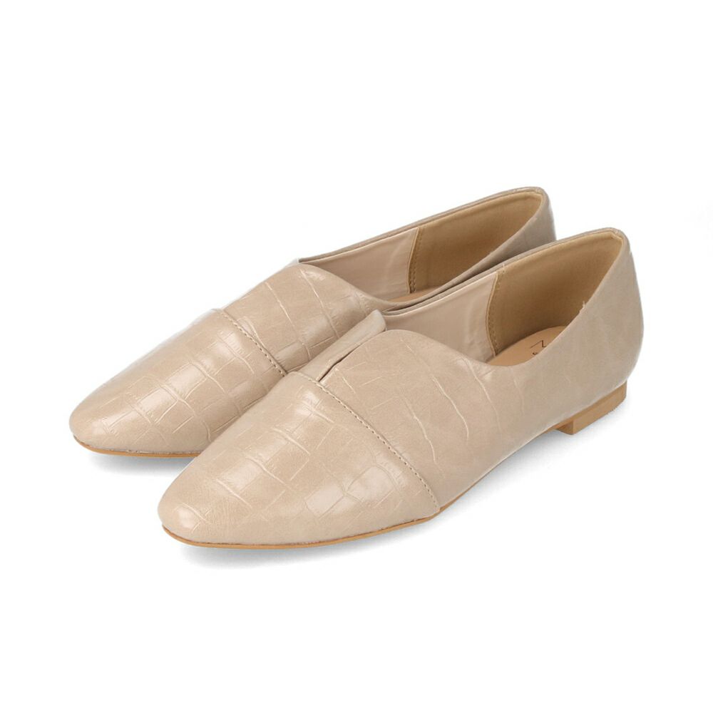 menue (メヌエ) スリット入りフラットシューズ