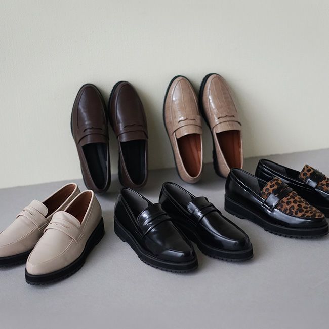 menue (メヌエ) 軽量厚底ソールローファー