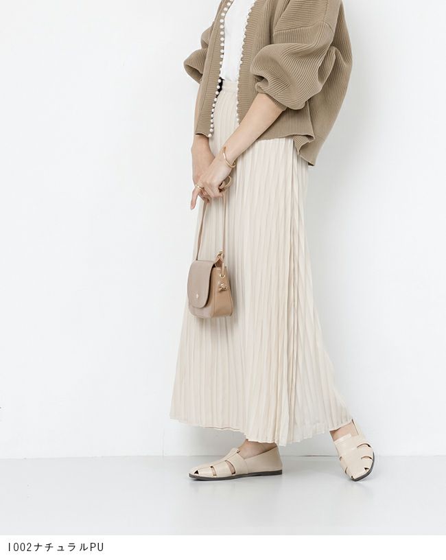 menue (メヌエ) グルカサンダル