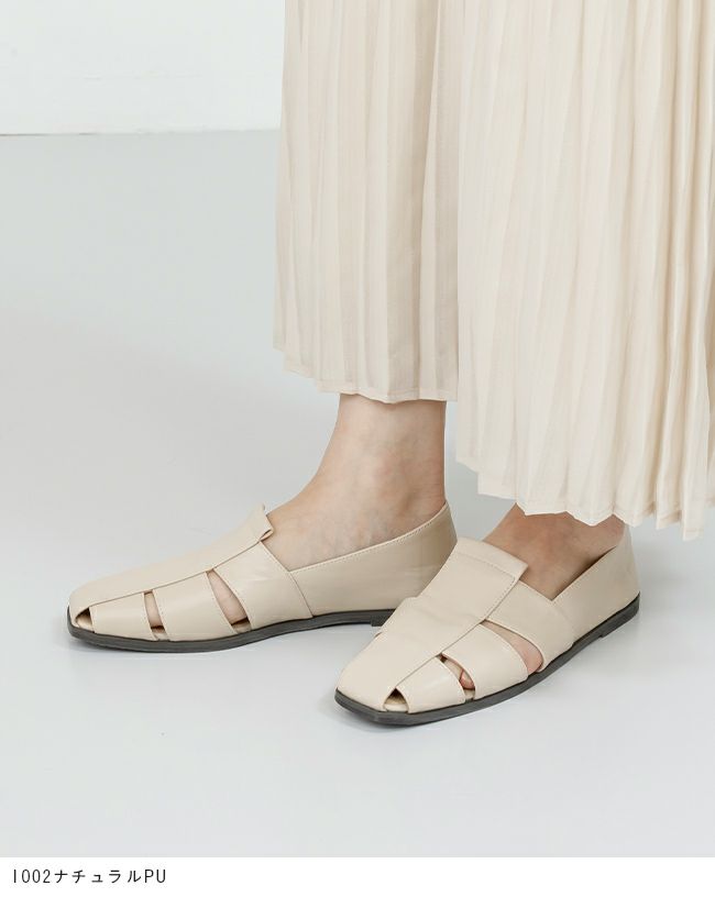 menue (メヌエ) グルカサンダル