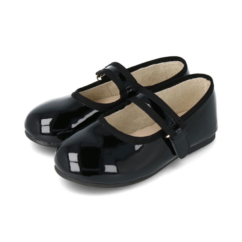 menue (メヌエ) キッズ ラウンドトゥ ストラップシューズ