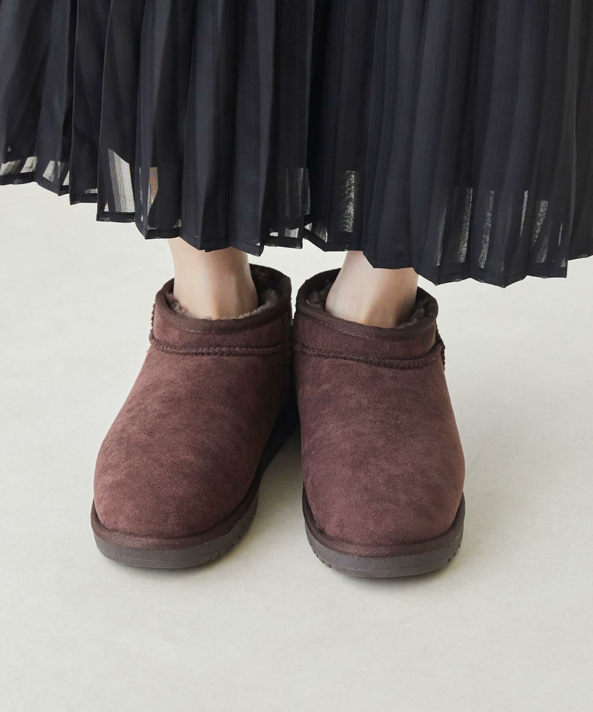 mooimooi (モーイモーイ) ショートムートンブーツ