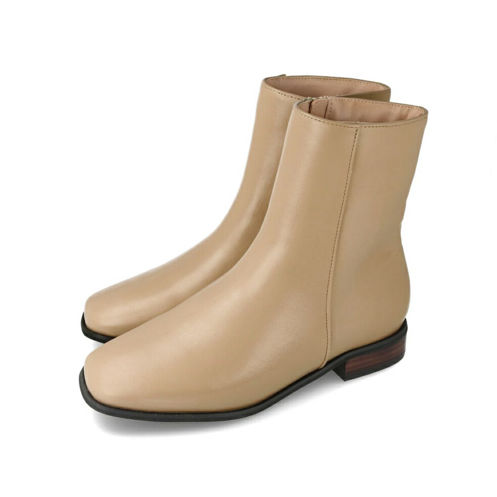 menue (メヌエ) スクエアトゥショートブーツ