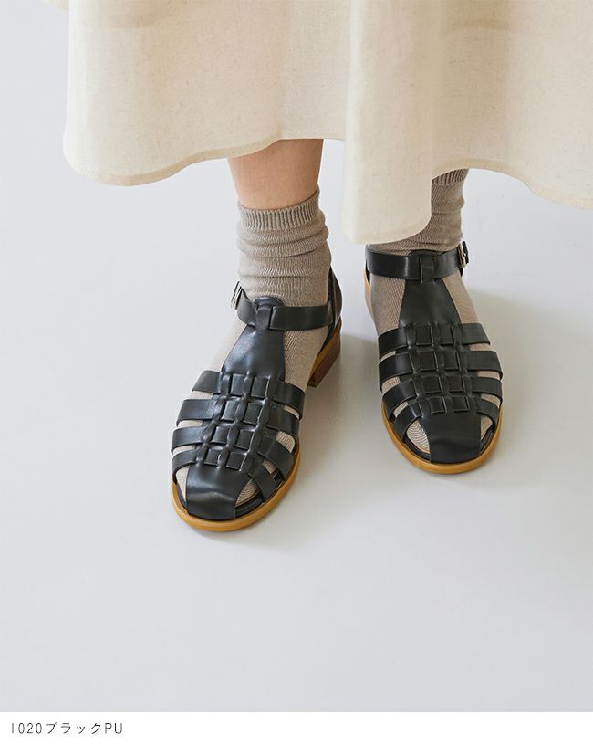 menue (メヌエ) スタックヒール グルカサンダル