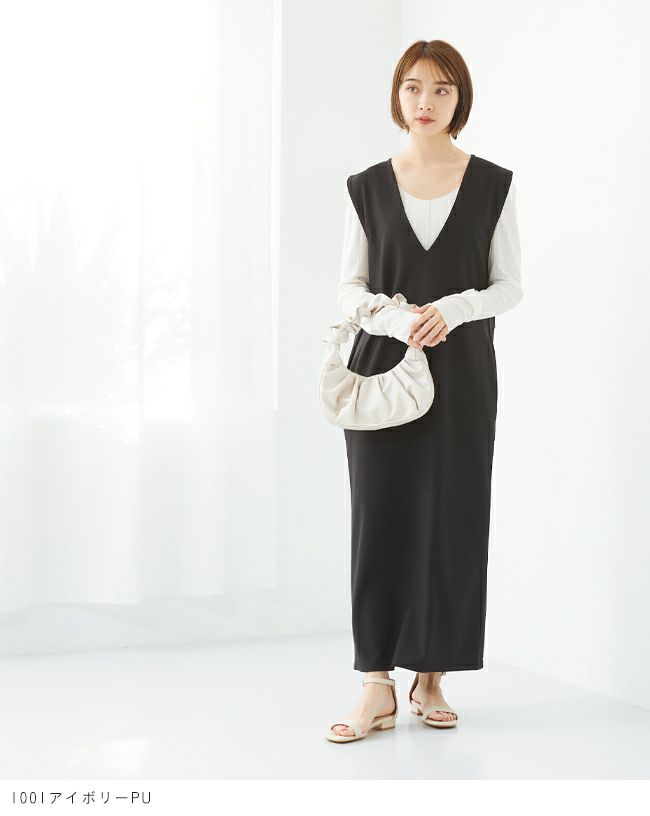 menue (メヌエ) スクエアトゥアンクルストラップサンダル