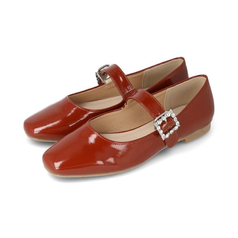 menue (メヌエ) オールウェザー ビジュー ストラップ パンプス