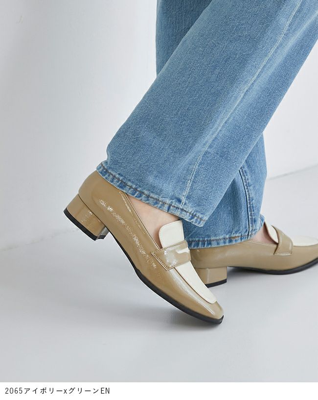 menue (メヌエ) スクエアトゥ 3cmヒール コインローファー