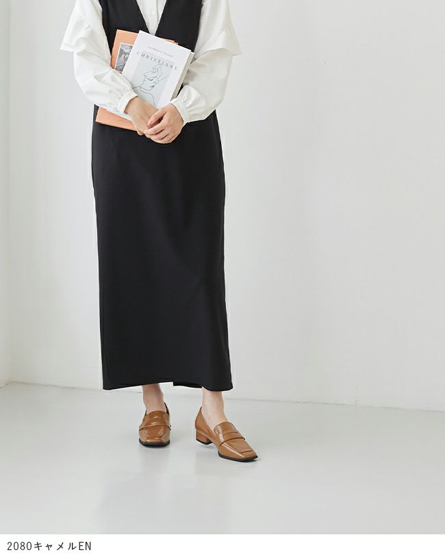 menue (メヌエ) スクエアトゥ 3cmヒール コインローファー