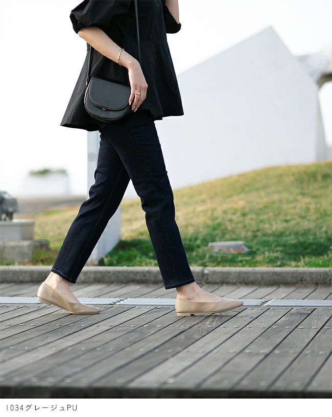 menue (メヌエ) スクエアトゥ フラットパンプス