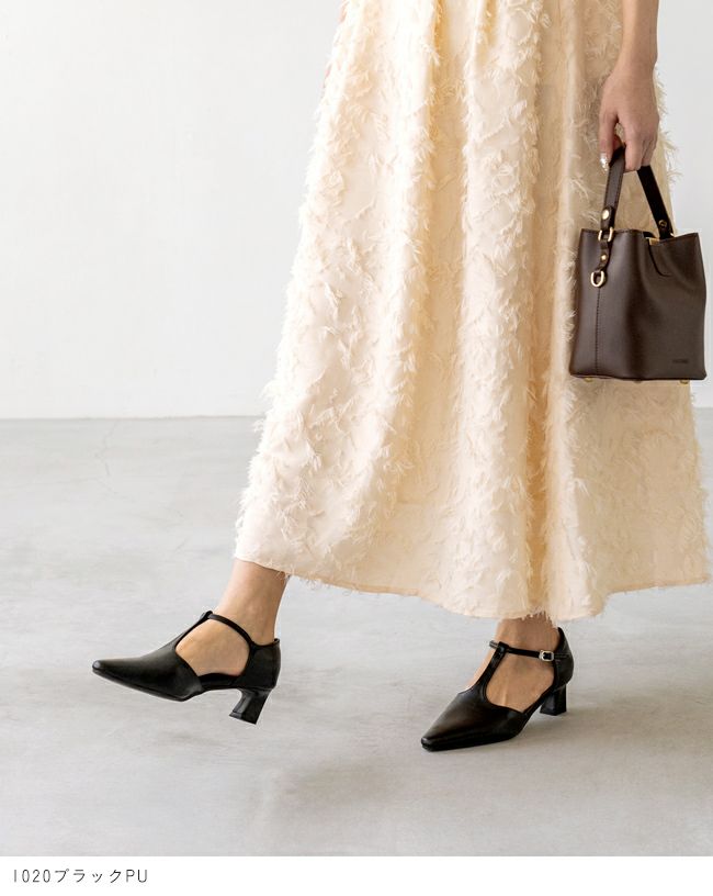 menue (メヌエ) Tストラップ 変形ヒール パンプス