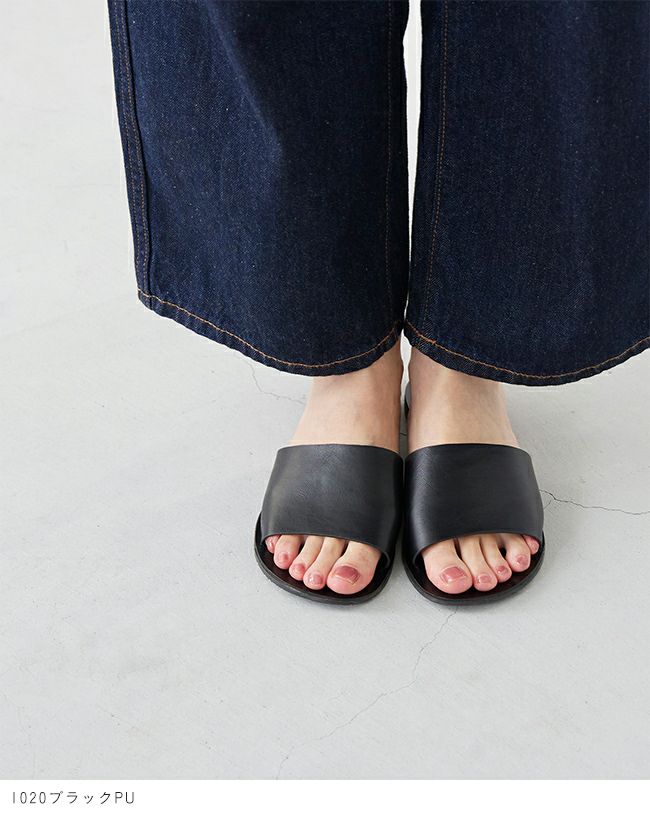 menue (メヌエ) ラウンドトゥ フラットサンダル