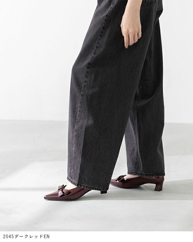 menue (メヌエ) リボンモチーフ ポインテッドトゥ ヒールパンプス