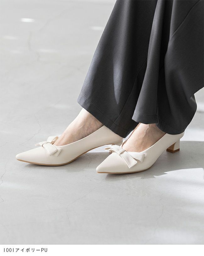 menue (メヌエ) リボンモチーフ ポインテッドトゥ ヒールパンプス