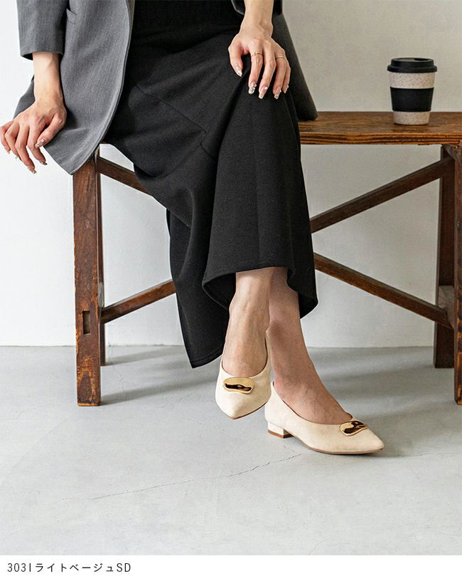 menue (メヌエ) ポインテッドトゥ オーナメント ローヒール パンプス