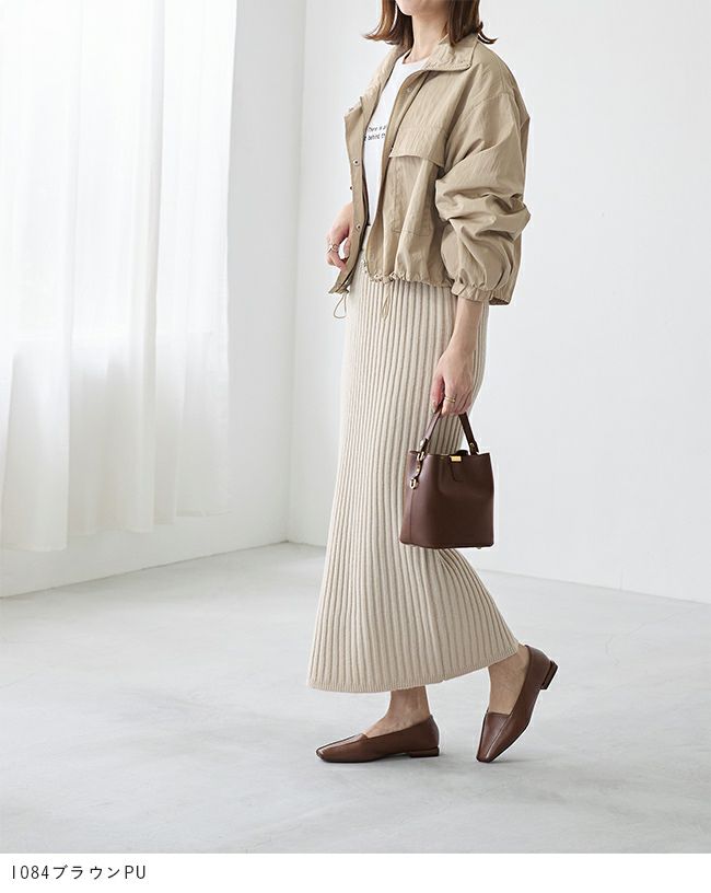 menue (メヌエ) オーバーヒール 甲切り替え ローヒール パンプス